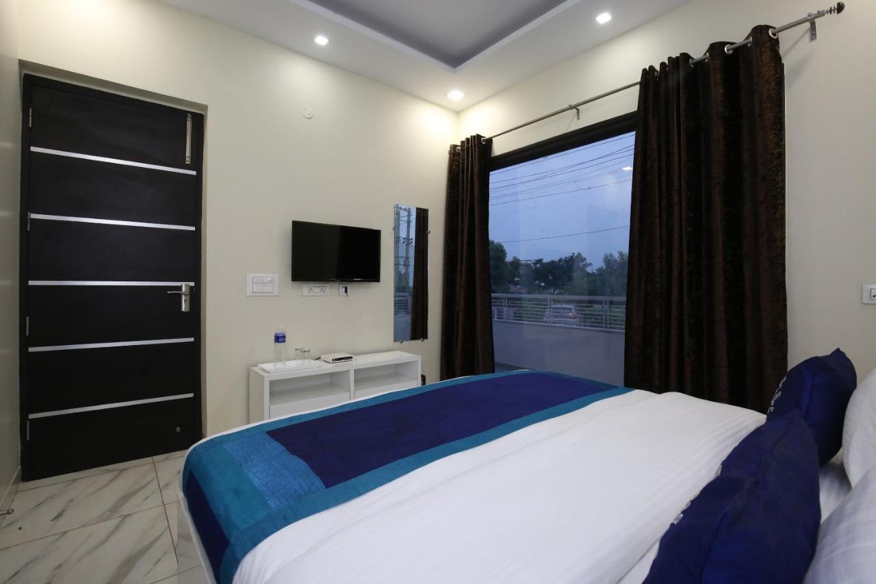 Fabhotel Shashank Villa Chandigarh Exterior photo