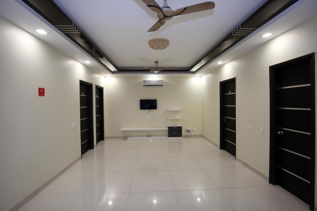 Fabhotel Shashank Villa Chandigarh Exterior photo